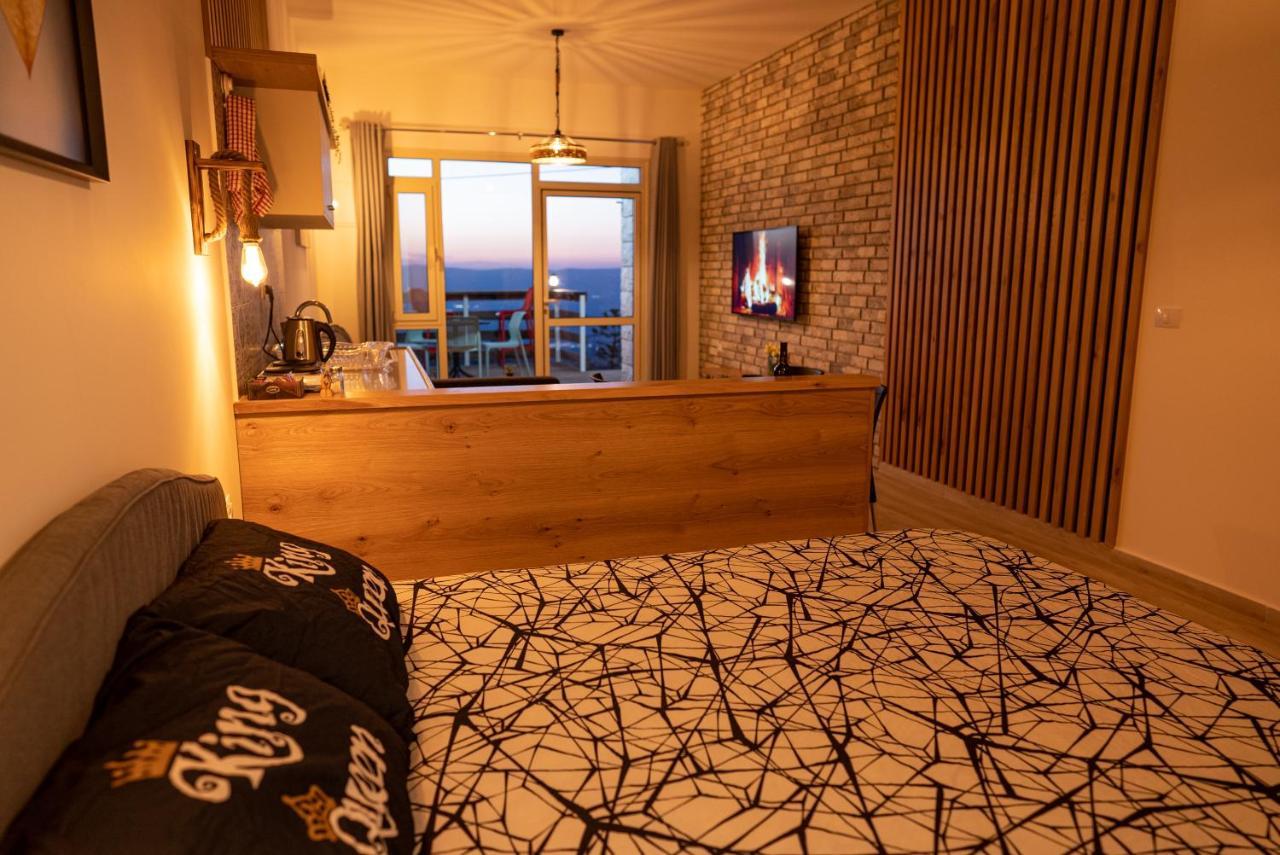 Sunset B&B Ein Kinya Eksteriør billede